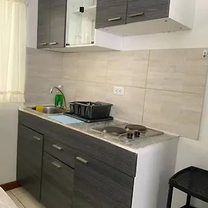 Apartamento Cerca Del Centro Comercial Titan. 300, Bogotá